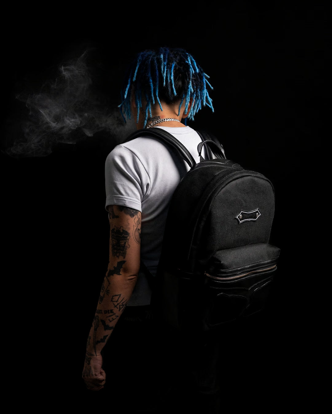Backpack Thoughts "Ultrablack Ts"
