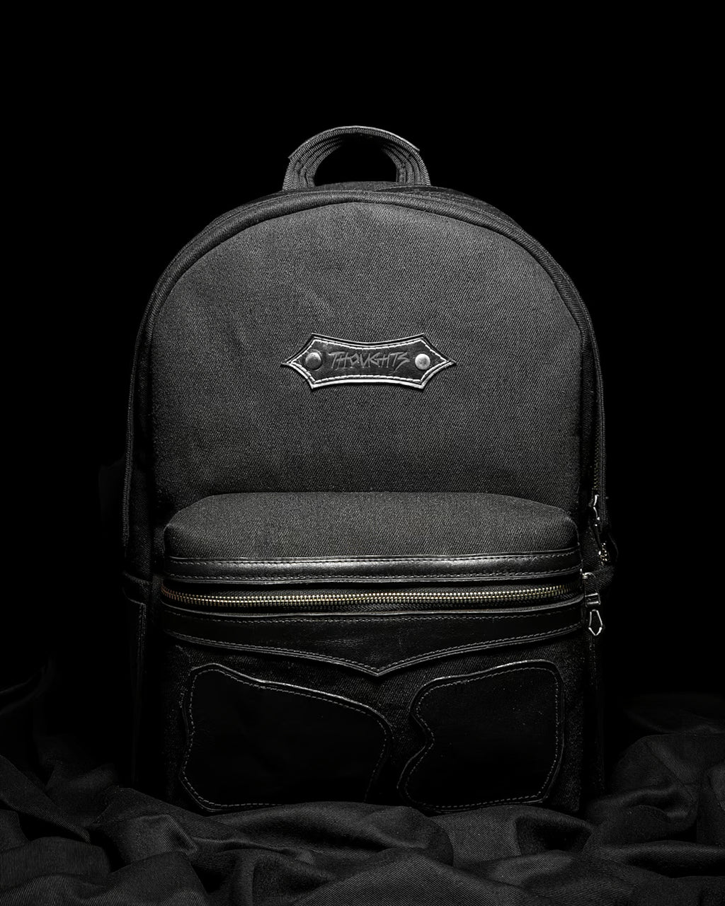 Backpack Thoughts "Ultrablack Ts"